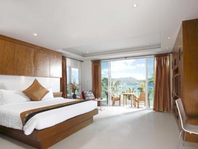 Patong Rayaburi Beach Club מראה חיצוני תמונה
