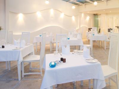Patong Rayaburi Beach Club מראה חיצוני תמונה